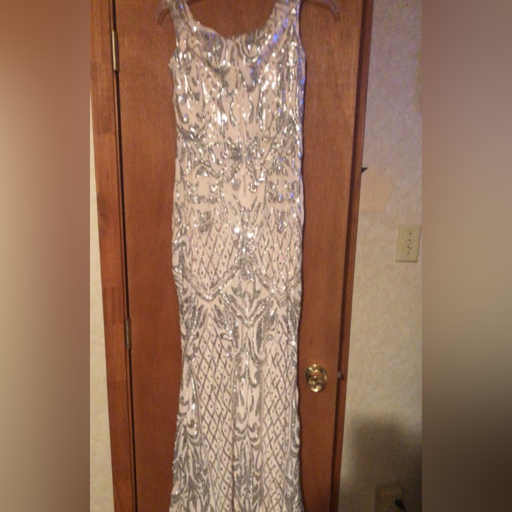 Beautiful light blush pink sequin formal size M worn once